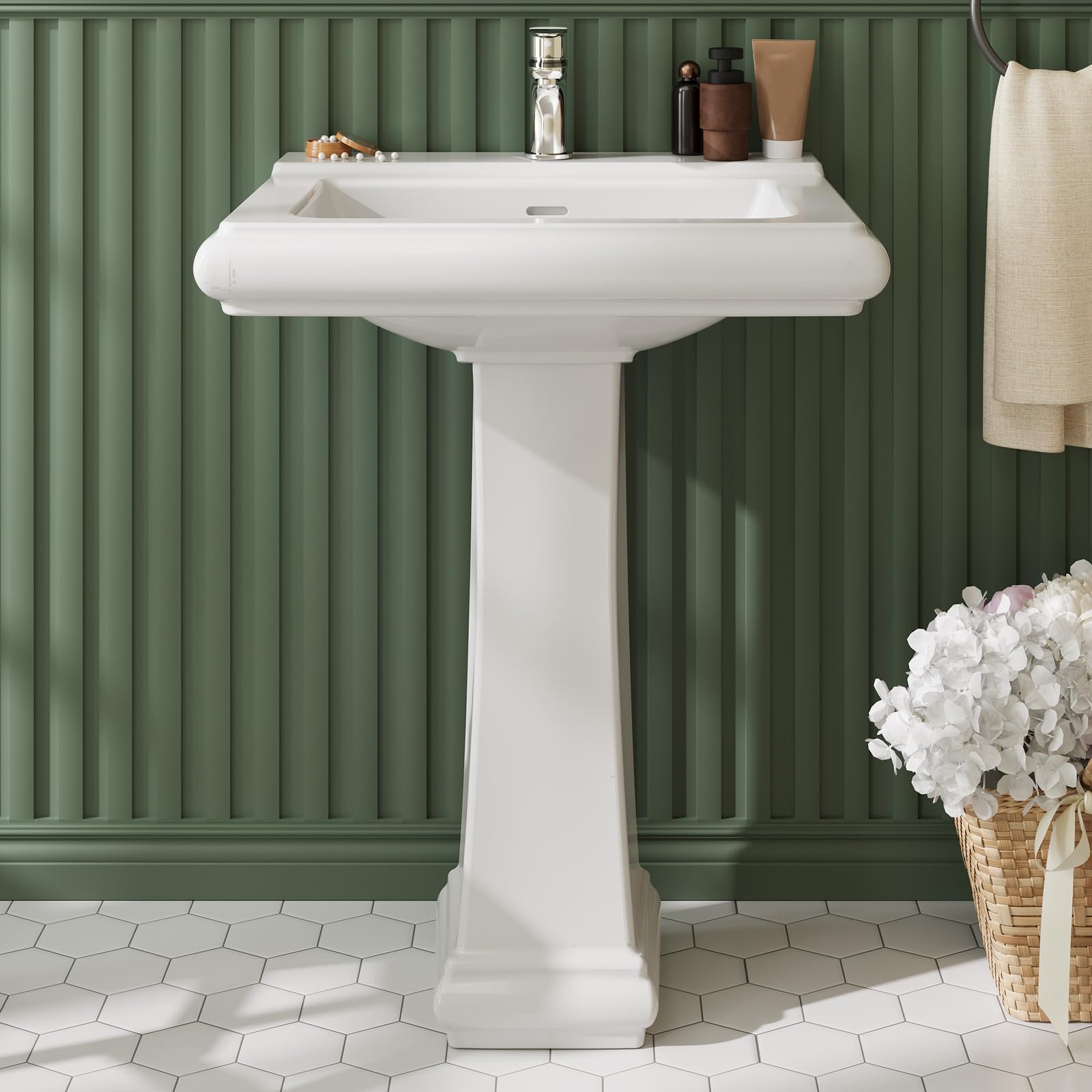 Home Bathroom Remodel - حوض حمام مربع من السيراميك مع
